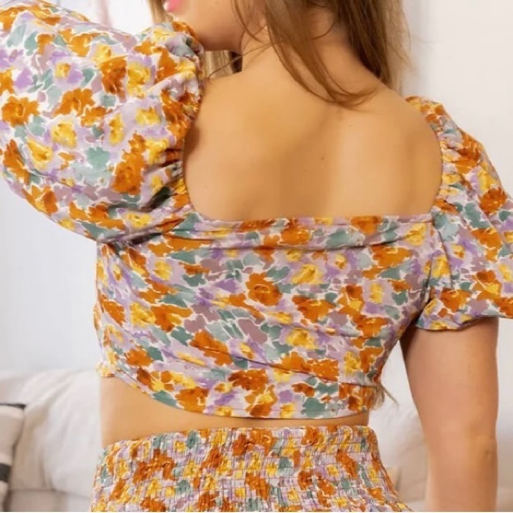 NWT. Fore Claire crop top - Picture 2 of 7